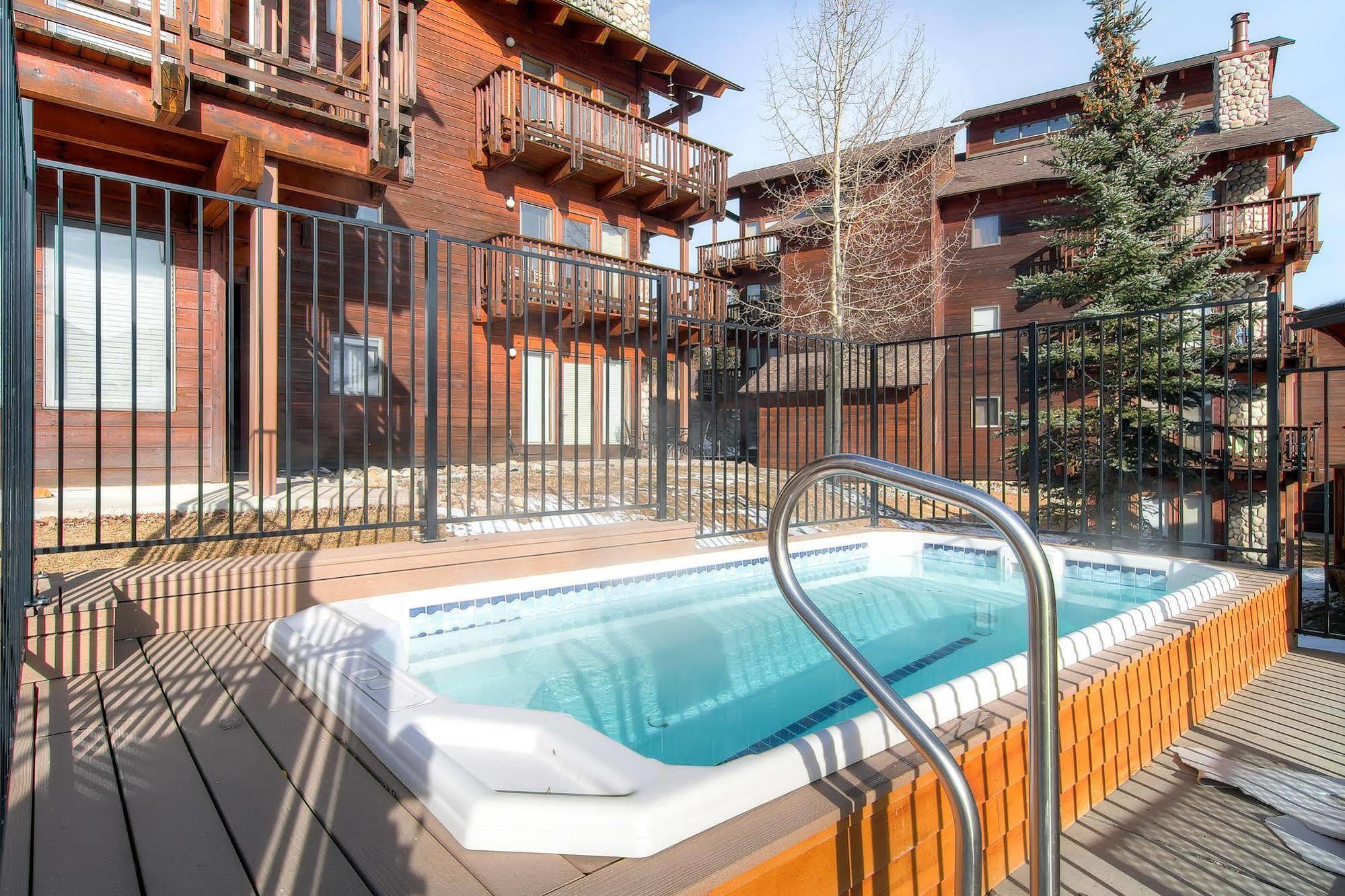 Tyra Lookout Condominiums By Ski Country Resorts Breckenridge Exterior photo